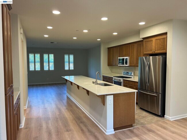 Building Photo - 5683 Melodia Cir