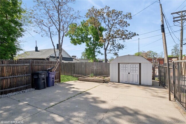 Building Photo - 3817 Osage St