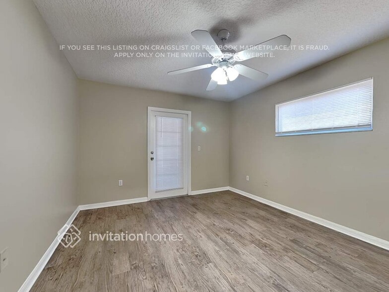 Building Photo - 1318 Lake Idamere Blvd