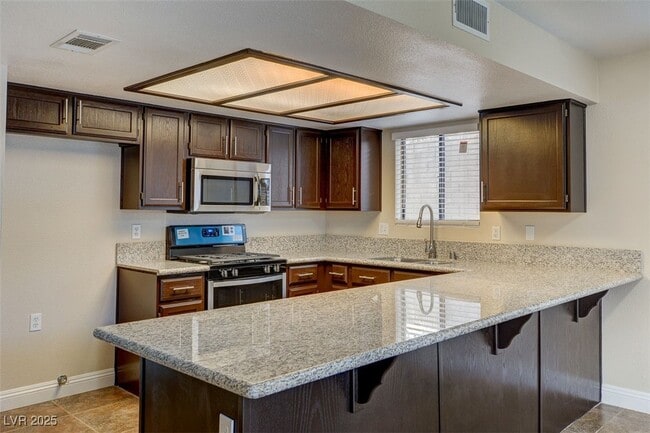 Building Photo - 9540 Sunken Reef Cir