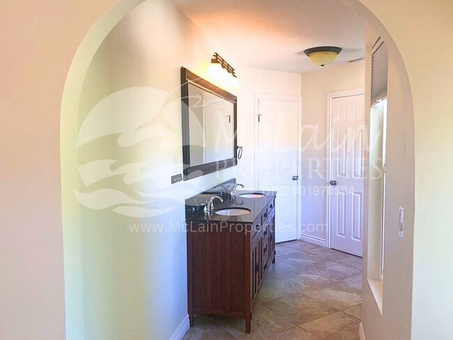 Building Photo - Gorgeous 3 Bed Home In San Diego Country Estates - Ramona