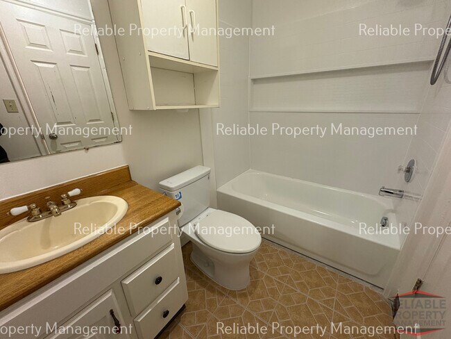 Building Photo - 1799 Ironwood Dr