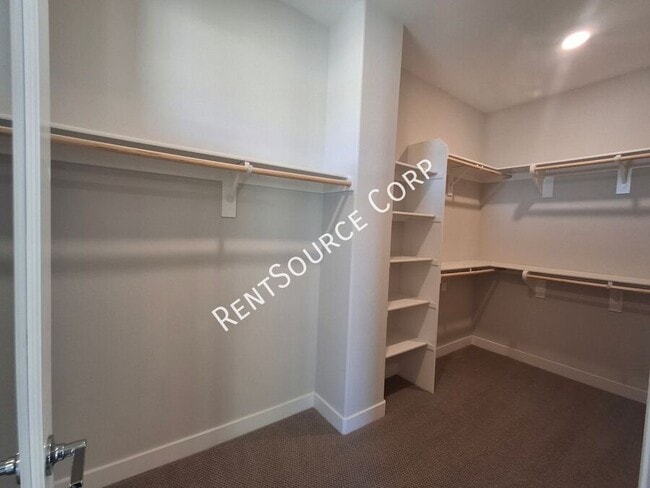 Building Photo - 27231 W Coyote Bush Ct