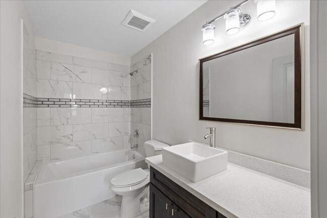 Building Photo - Modern Comfort Meets Urban Convenience – Brand New 3-Bedroom Townhome in Lower South Hill