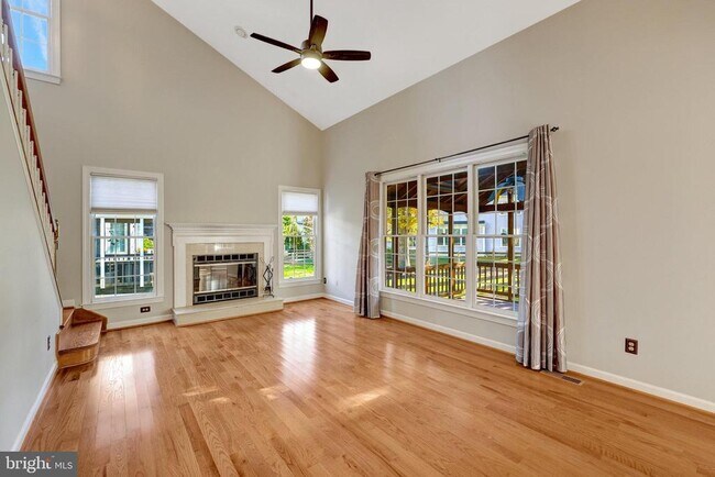Building Photo - 47001 Smithwood Ct