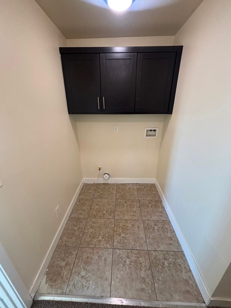 Building Photo - 134 W 84th St