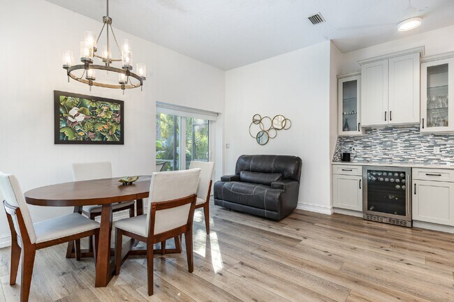 Building Photo - For Rent: Stunning Home in Tranquil Greystone Subdivision.