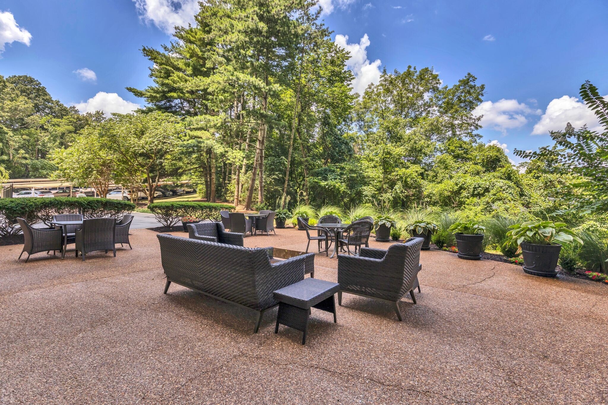 Building Photo - 6666 Brookmont Ter