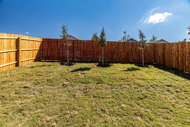 Building Photo - 3626 Amber Glade