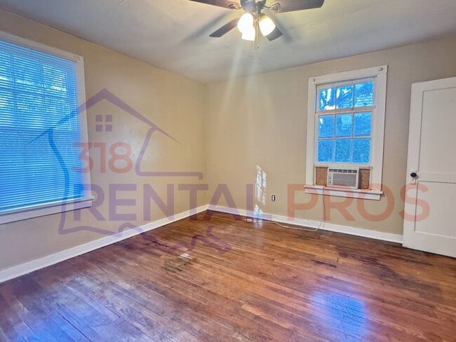 Building Photo - 2 Bedroom House in Ruston!