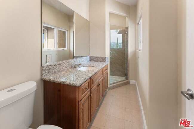 Building Photo - 1630 Bridgeport Dr