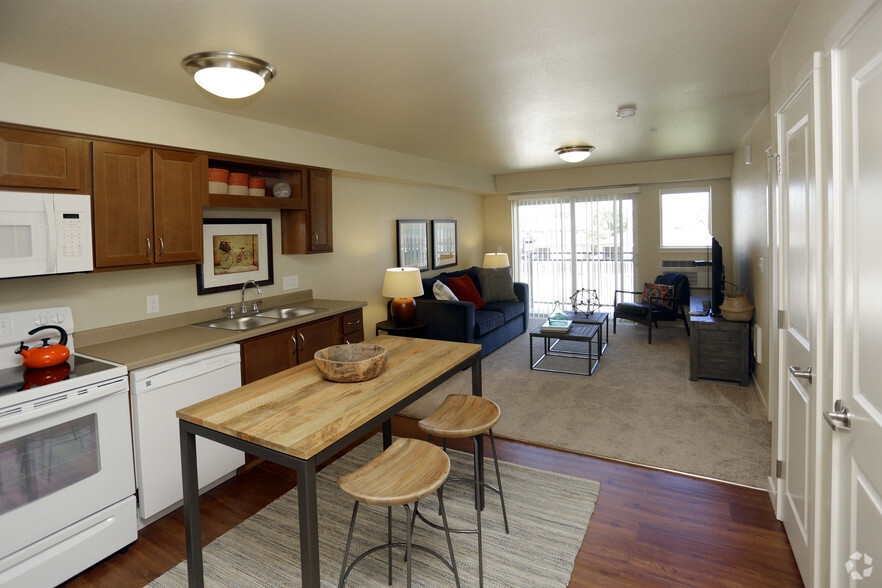 1BR, 1BA - 617 SF - Affinity at Fort Collins 55+