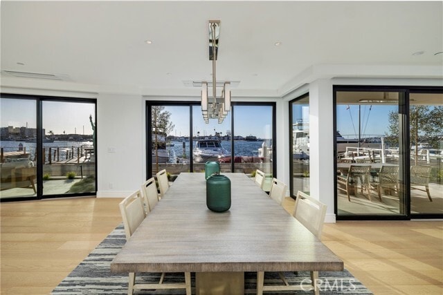 Building Photo - 130 S Bay Front