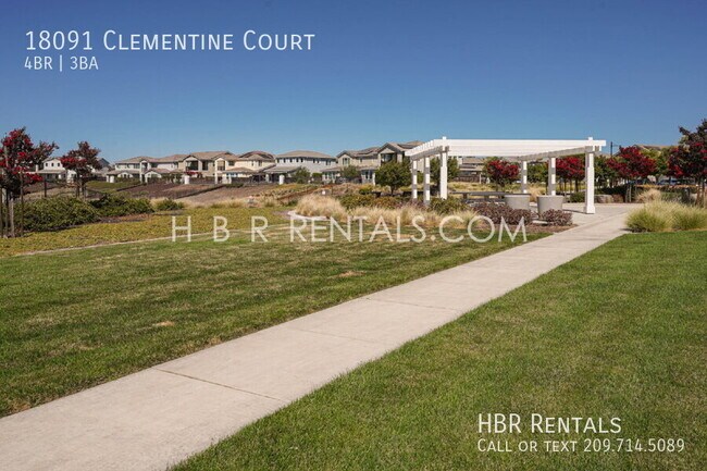 Building Photo - 18091 Clementine Ct