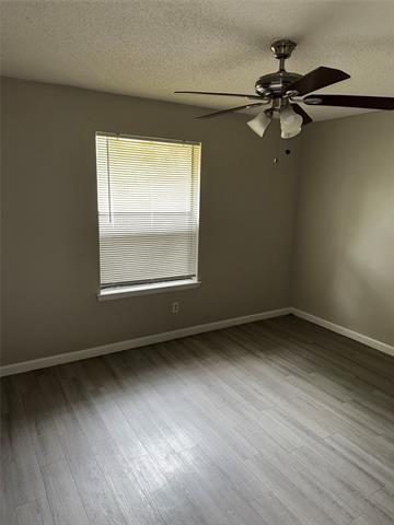 Building Photo - 6233 Sunnybrook Dr