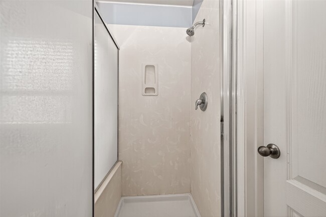 Building Photo - 16107 Hitching Post Ct