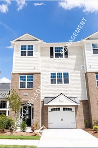 Building Photo - 1515 Gathering Park Circle