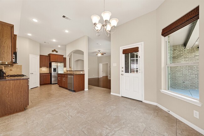Building Photo - 111 Pheasant Run Dr