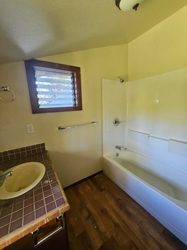 Building Photo - Newly Renovated 3 Bedroom Home in Kurtistown