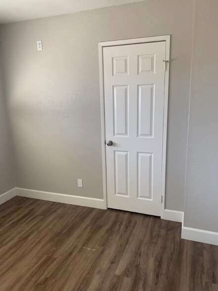 Building Photo - 16180 Washington St