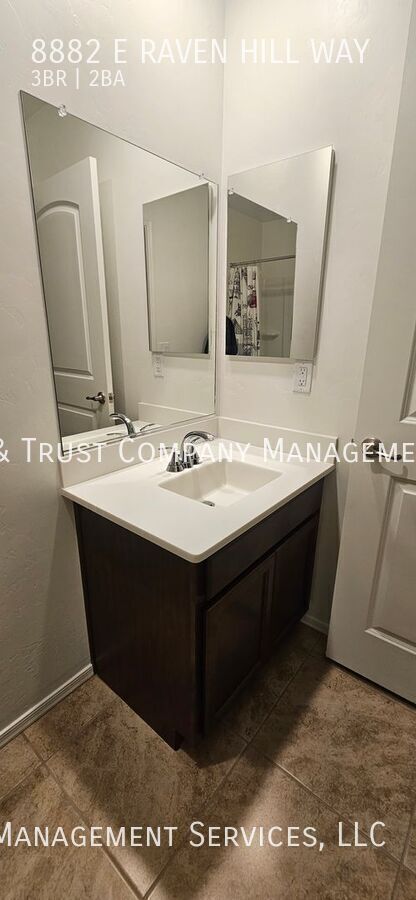 Building Photo - 8882 E Raven Hill Wy