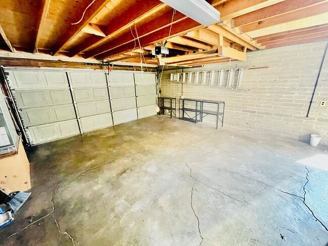 Building Photo - 24 Coronado Ave