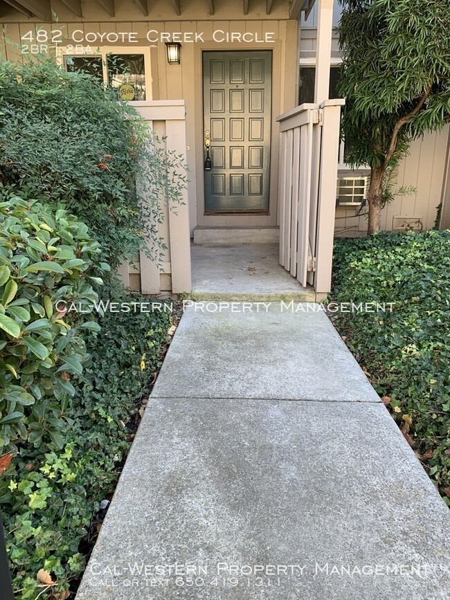 Building Photo - 482 Coyote Creek Cir