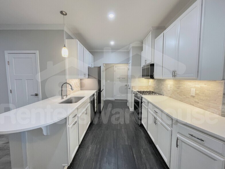 Building Photo - 1907 Doubloon Way