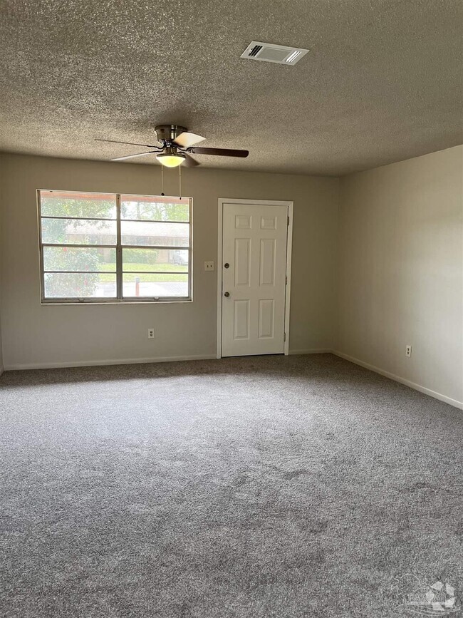 Building Photo - 7775 Herrington Dr