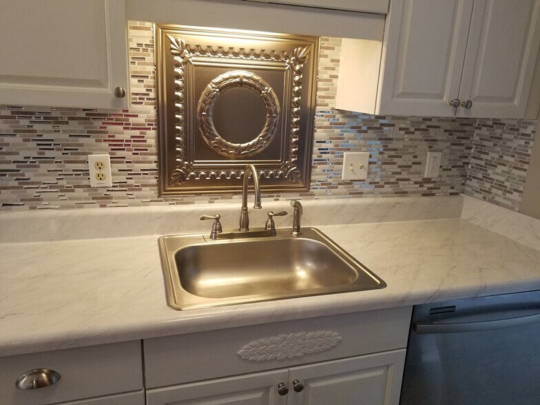 Building Photo - 31 Sally Ann Pl