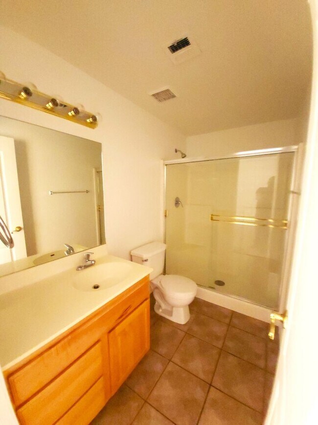 Building Photo - TEMPE CONDO IN THE HEART OF TEMPE!