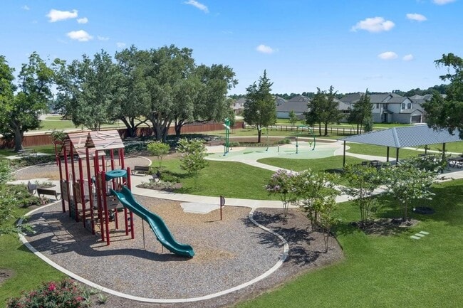 Building Photo - 18214 Sessile Oak Dr
