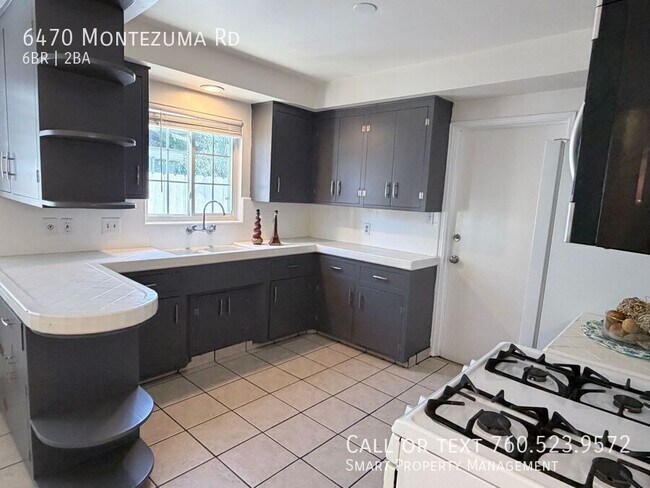 Building Photo - 6470 Montezuma Rd