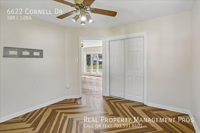 Building Photo - 6622 Cornell Dr