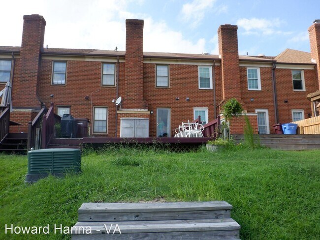 Building Photo - 2 br, 2.5 bath House - 1727 Volvo Parkway