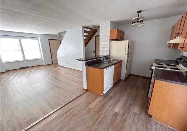 Building Photo - 3314 Woodland Trail