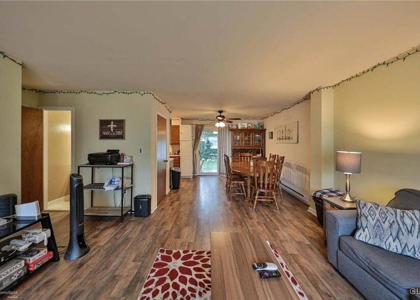 Building Photo - 2637 Arch St SW