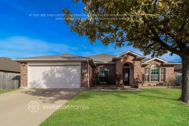 Building Photo - 3405 Charing Cross Rd