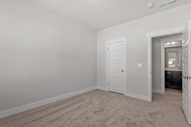 Building Photo - 148 Norwell Ln