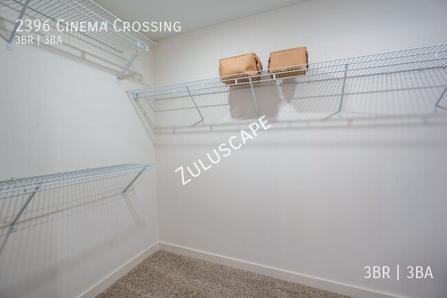 Building Photo - 2396 Cinema Crossing