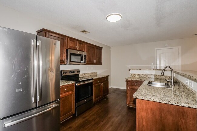 Building Photo - 9999 Chariden Dr