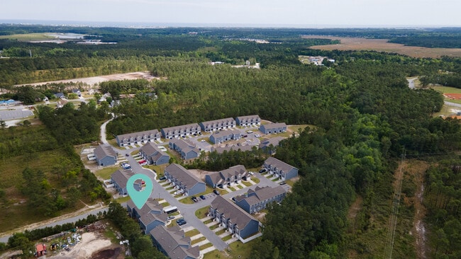 Building Photo - 202 N Stingray Ln