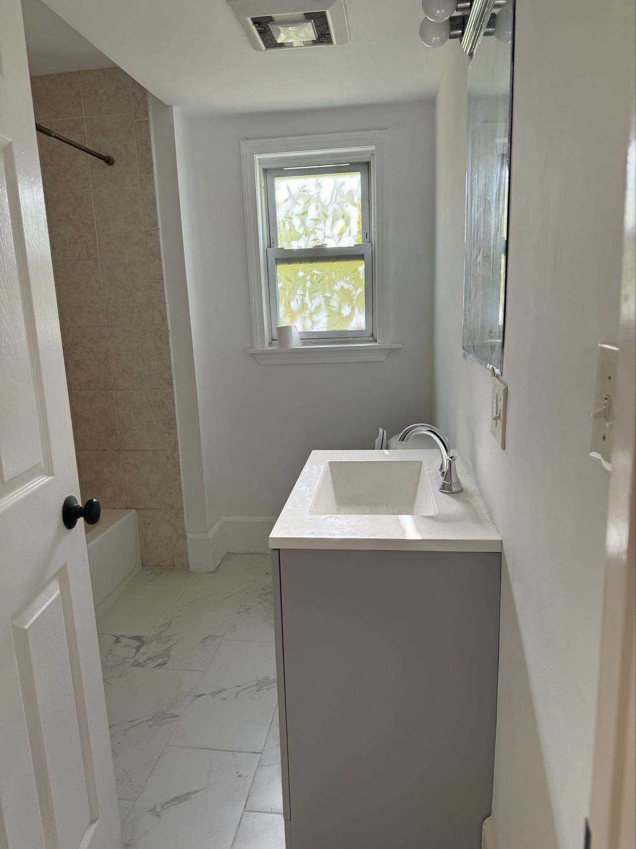 Building Photo - 1198 Commonwealth Ave