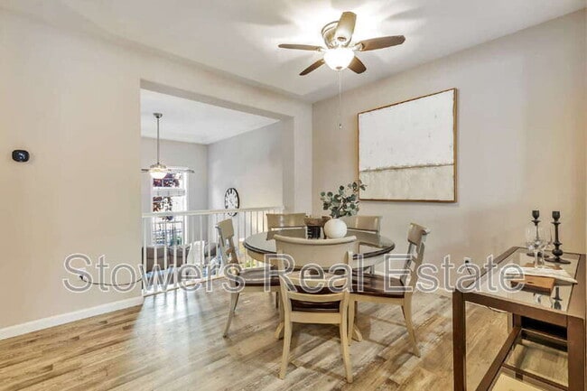 Building Photo - 3744 Whitworth Dr