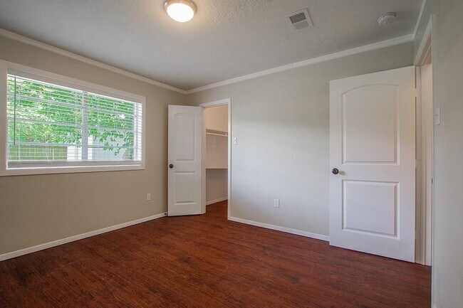 Building Photo - 4205 Ember Ln