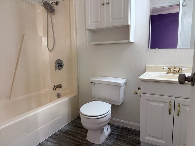 Building Photo - 2110 Lariat Trail