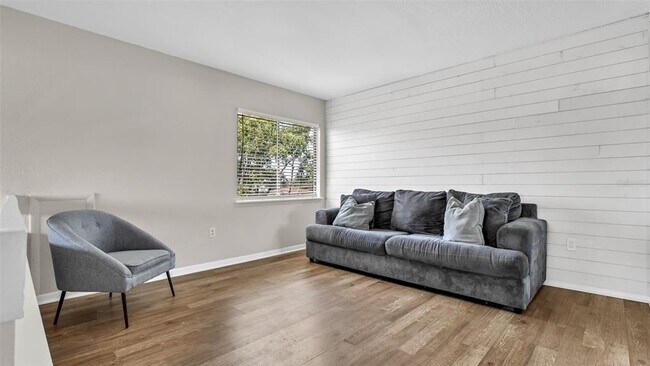 Building Photo - 2236 Curlew Rd