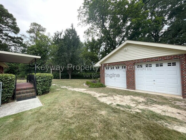 Building Photo - 3401 Old Louisville Rd