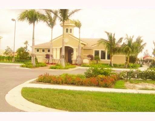 Building Photo - 11481 Silk Carnation Way