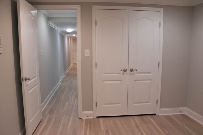 Building Photo - 607 P St NW